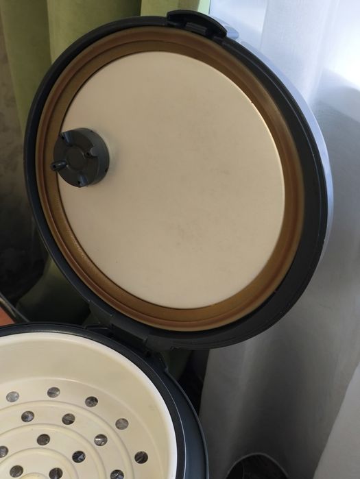 Мультиварка Редмонд ,Redmond 5 литров  Б/У