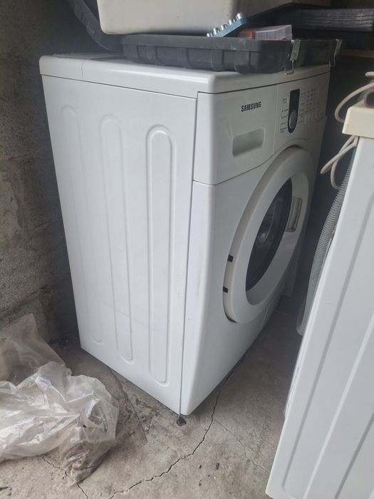 Продам стиральную машину