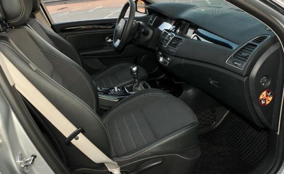 Renault Laguna 3  BOSE diesel 1.5 dci 163000km