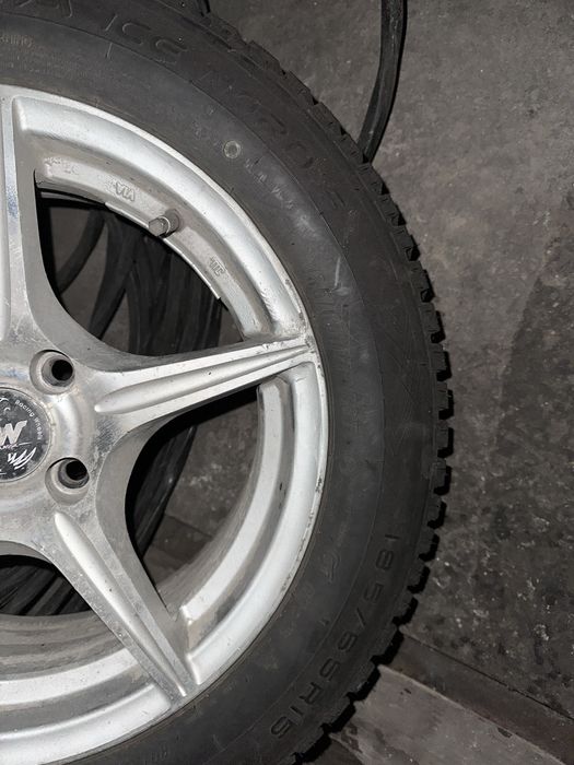 Продам шины с дисками