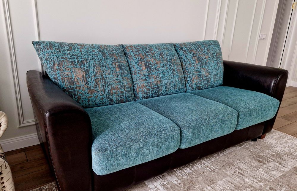 Диван-кровать кожаный