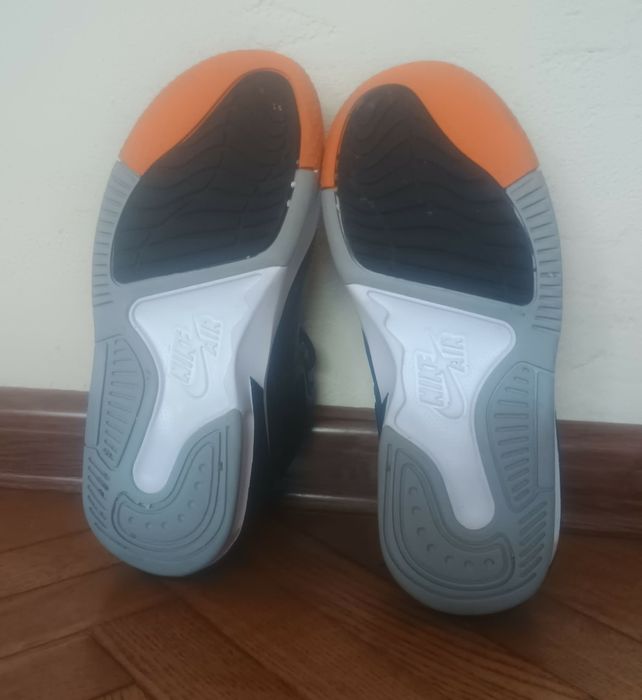 Оригинални детски маратонки Jordan Max Aura 5