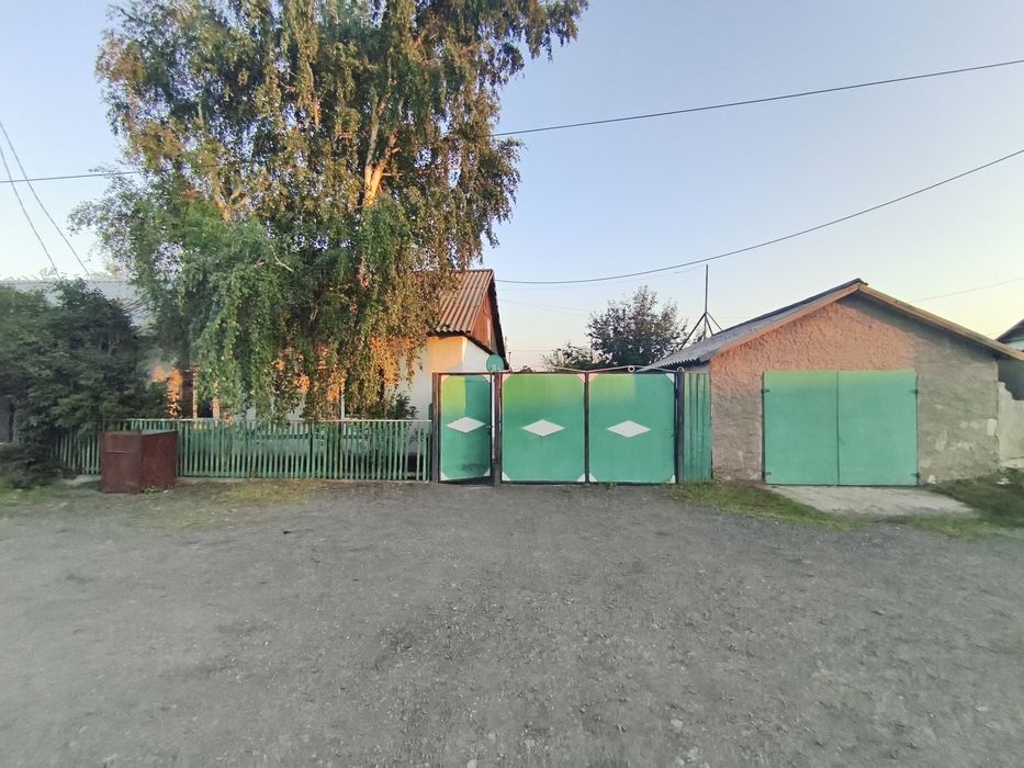 Продам дом в тихом районе