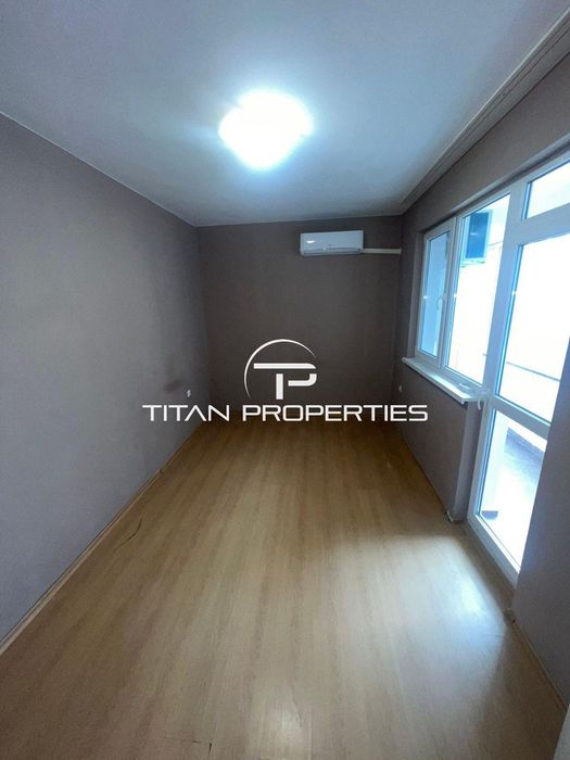 Ключ в офиса! Тристаен, под наем, ж.к Възраждане