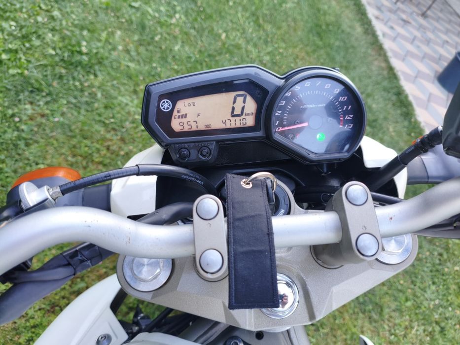 Yamaha XJ6 N 2011 ABS