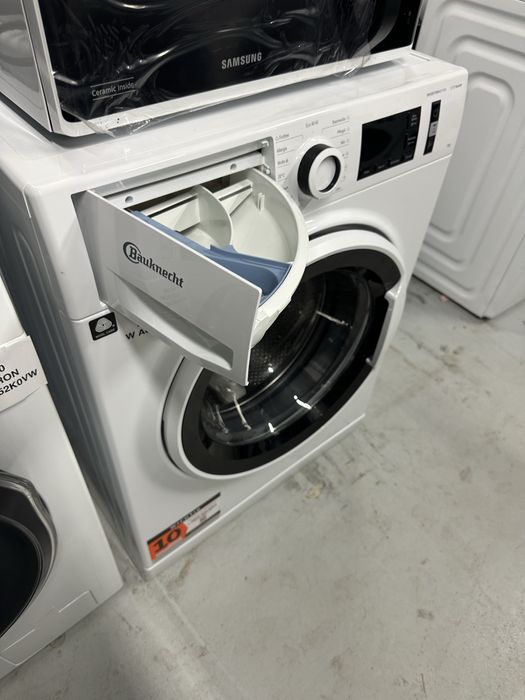 Mașină de spălat rufe Bauknecht W Active 711A