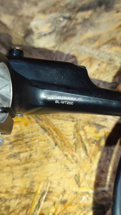 De vanzare frane fata shimano mt201
