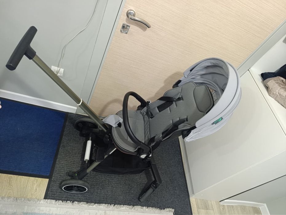 Продам коляску почти новая