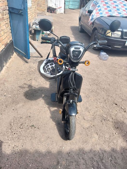 Скуттер Amanat X5
