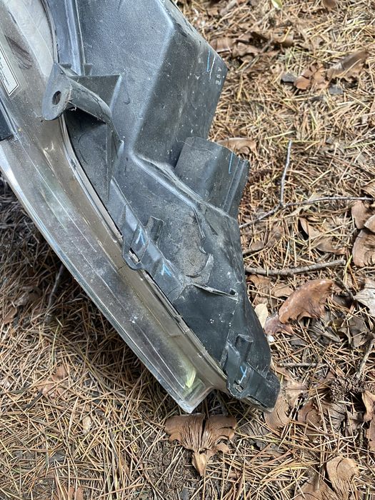 десен фар лексус ис 2008 ксенон lexus is