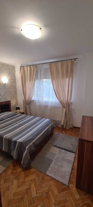 Inchiriez Apartament 2 Camere,Pajura,et3/4,S=50mp