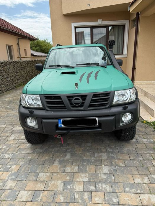 Nissan Patrol Nissan Patrol 3.0 zdi Autoutilitara 4 locuri !
