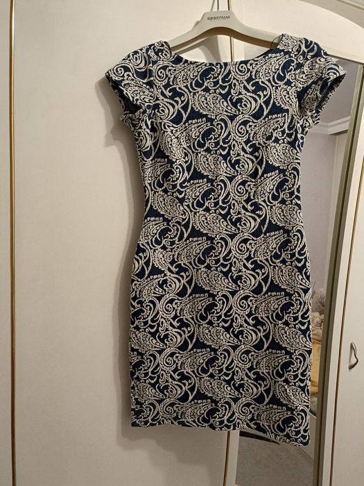 Дамски.    Рокли