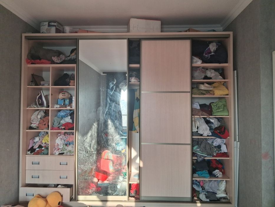 Продам купе шкаф
