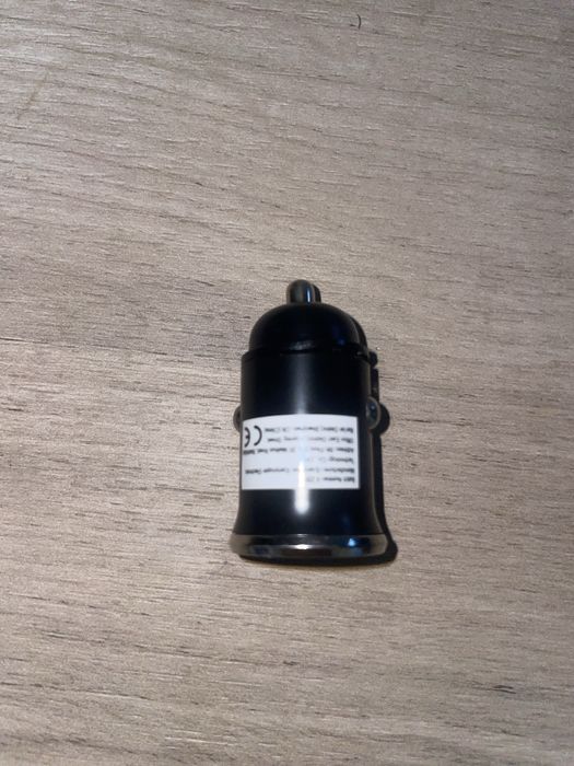 Vand incarcator auto Fast Charging