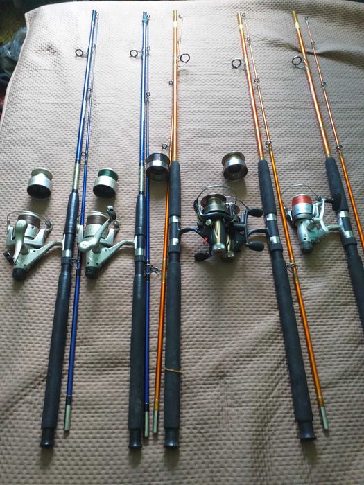 Комплекти ретро  въдици и макари
