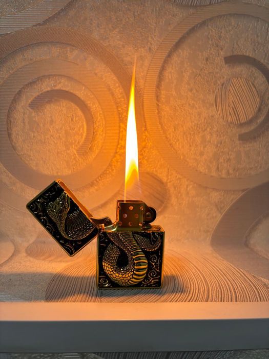 Зажигалка бензиновые