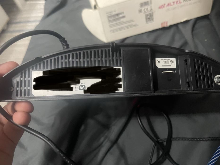 Срочно продам Роутер 4G ALTEL ROUTER B525