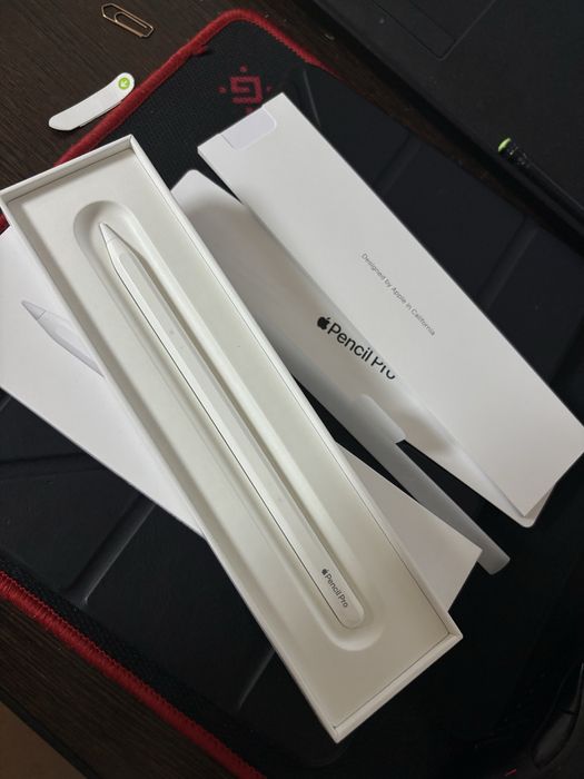 продам Apple pencil pro