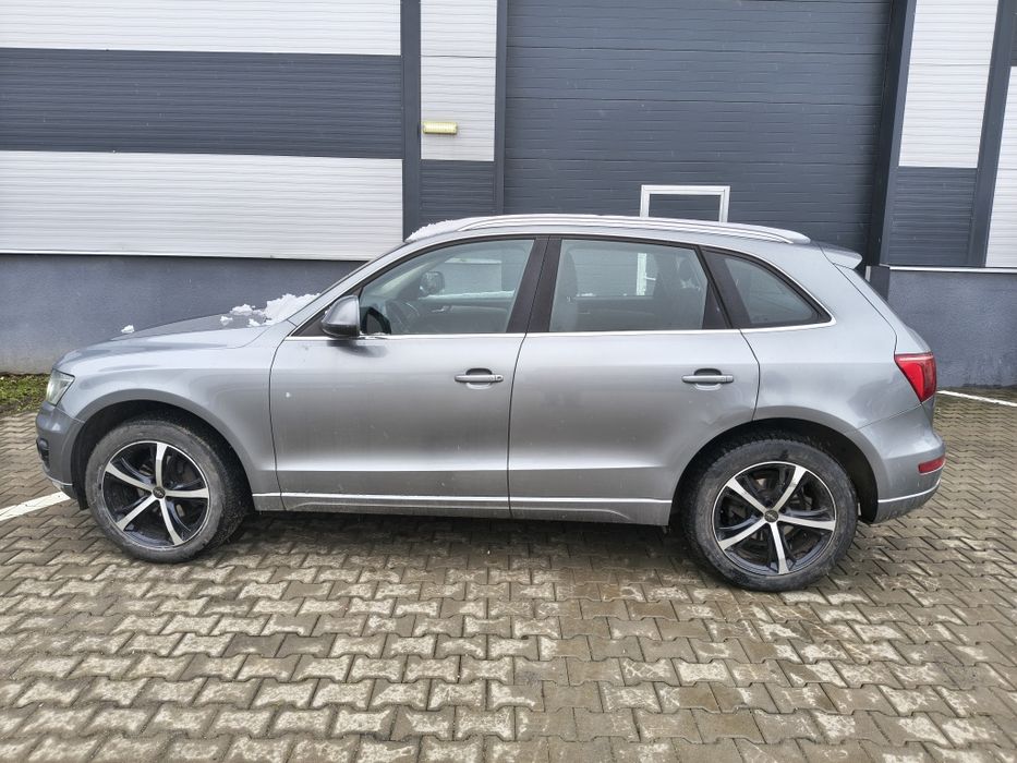 Audi q5 , quattro, automata,distributie schimbata , dovezi pe km