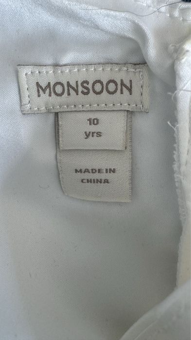 Нарядное платье девочке