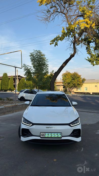 BYD e2 2023 god