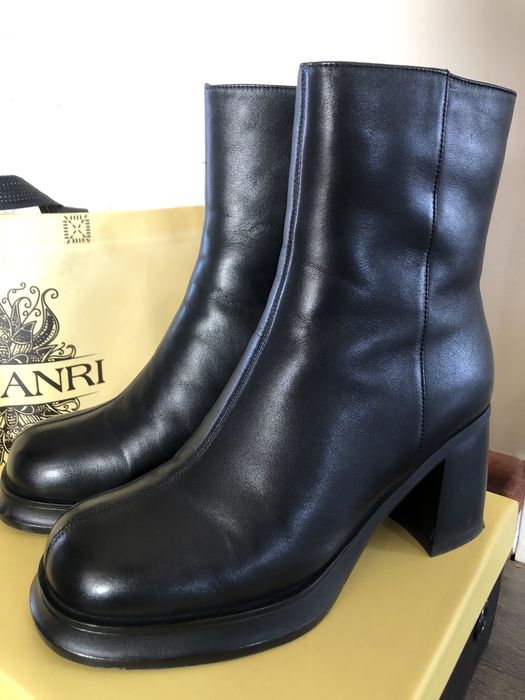 Зимние кожаные ботинки