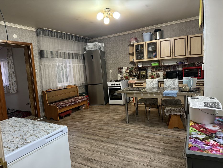 Продам дом трёхкомнатной