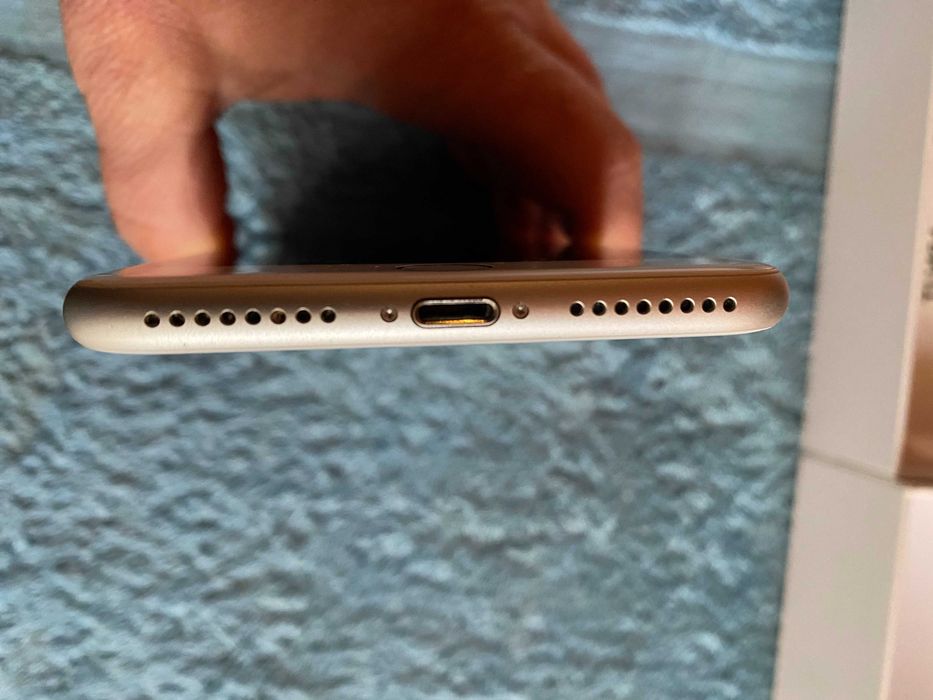 Iphone 8 Plus,Silver,64GB,90% капацитет на батерията