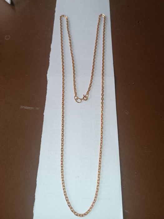 Продам золотую цепочку