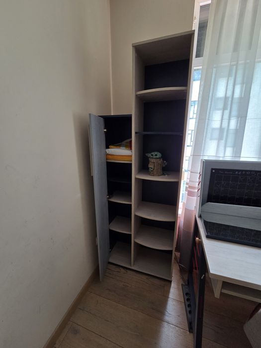 Mobilier complet camera adolescent, 3950 lei, cost de nou 12480 lei
