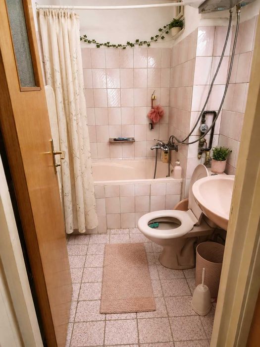 Proprietar, Vand Apartament 3 camere DECOMANDATE în Cisnădie | Acoperiș NOU în garanție