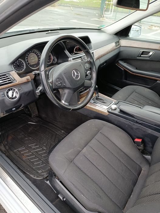 Mercedes e-klass W212 an 2012, 170cp, cutie automata 5 trepte