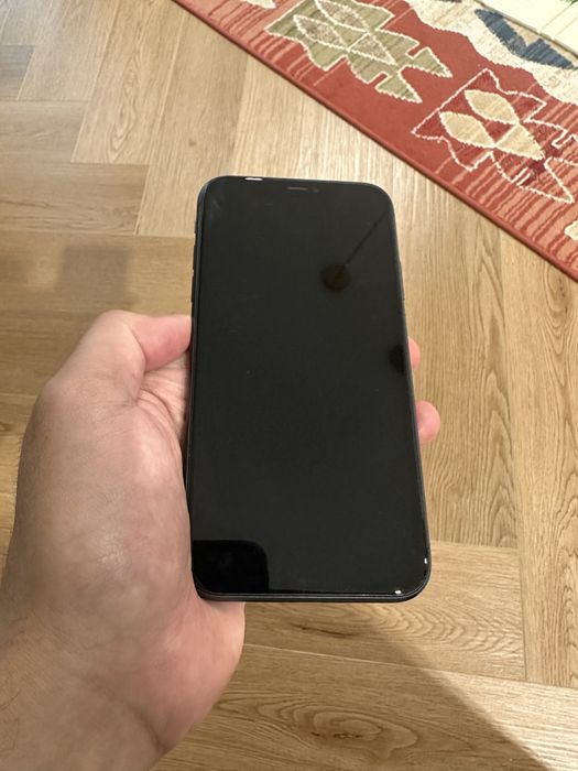 Iphone 11, 64 гиг