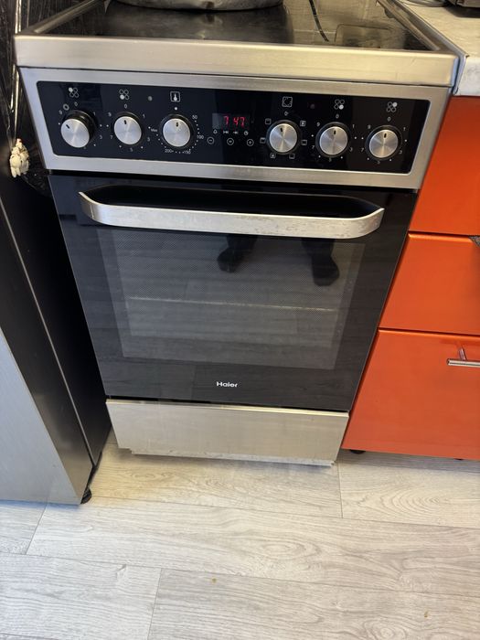 Электроплита в рабочем состояний