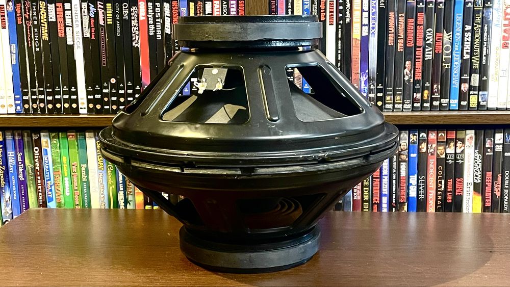 Difuzoare profesionale subwoofer Peavey 18 1600 W