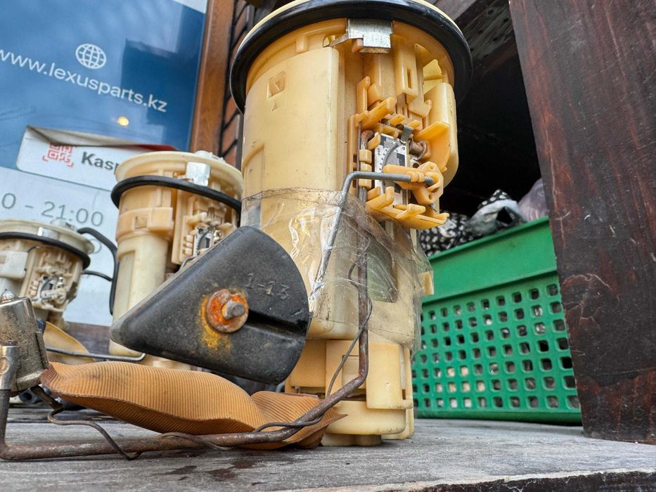 Бензостанция Lexus RX300