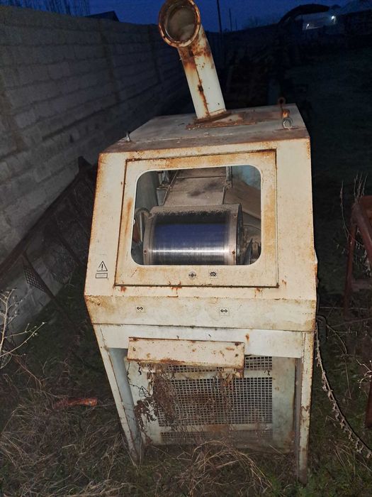 Beda urug'  tozalaydiga sotiladi