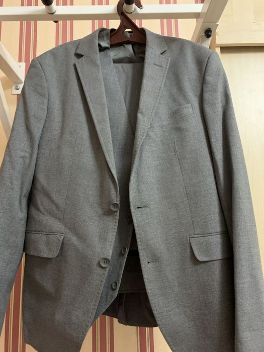 Кгстюм тройка мужской