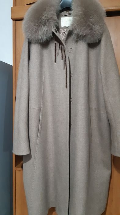 Женское демисезоное пальто