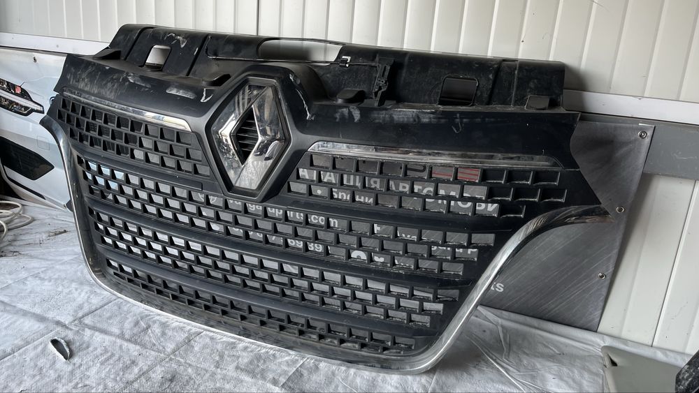 Предна решетка Renault Master 2019-