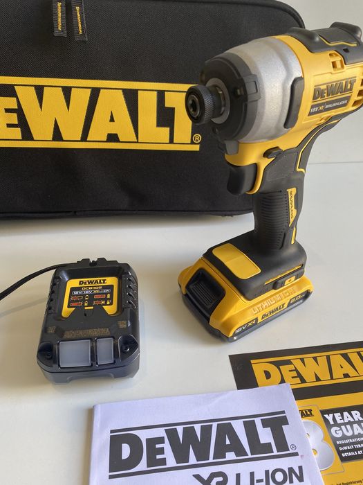 Импакт / Винтоверт DeWALT DCF809 18V XR + Батерия , Зарядно и Чанта
