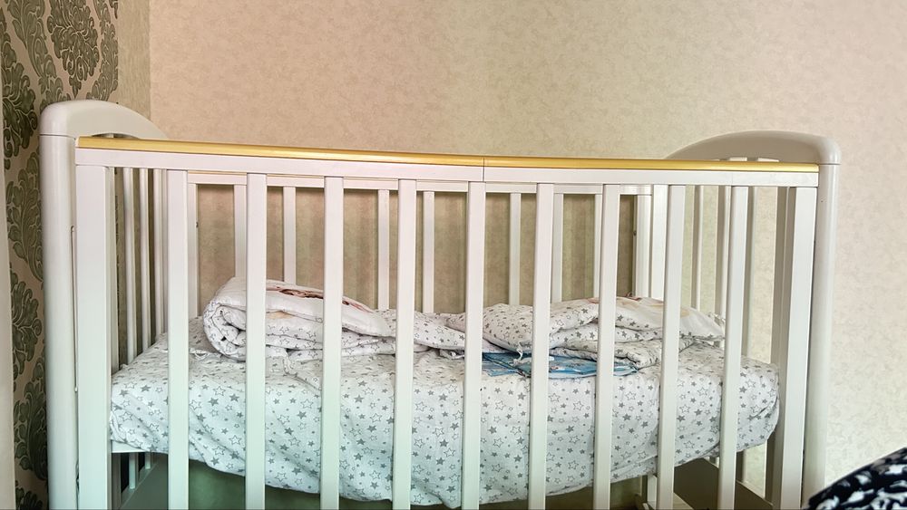 Продам кровать детскую