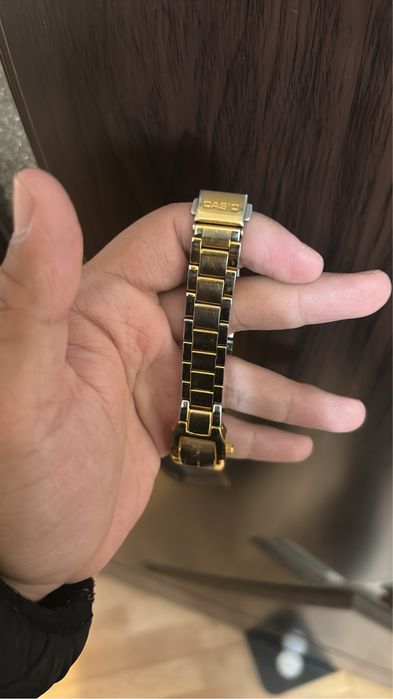 Продава се Аналогов Часовник Casio