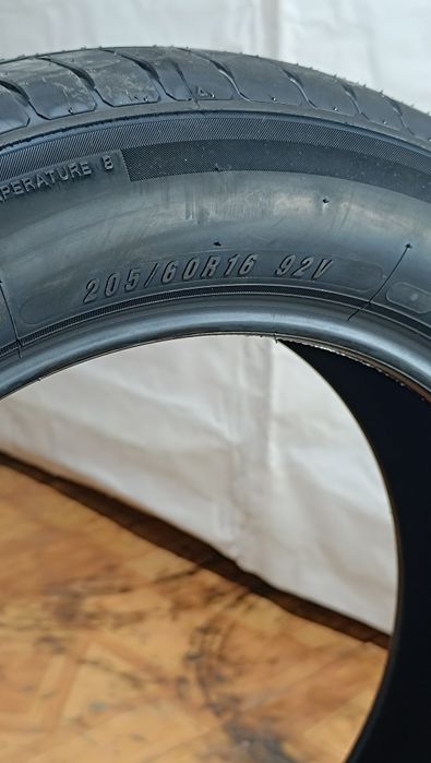 205/60R16  AUTOGREEN