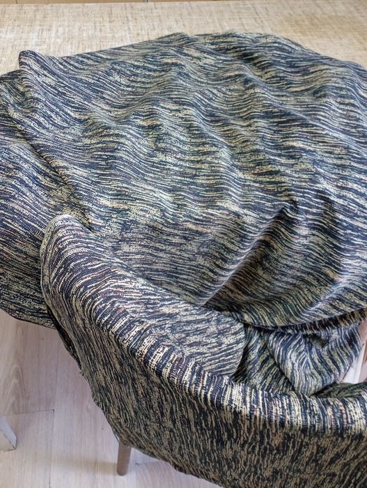 Ткань пестрая,не мнеться