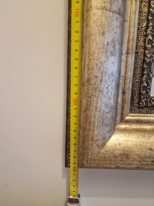 Зеркало с рамкой