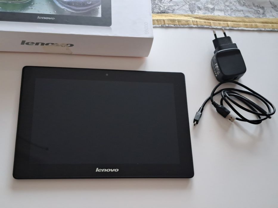 Таблет LENOVO S 6000 10''