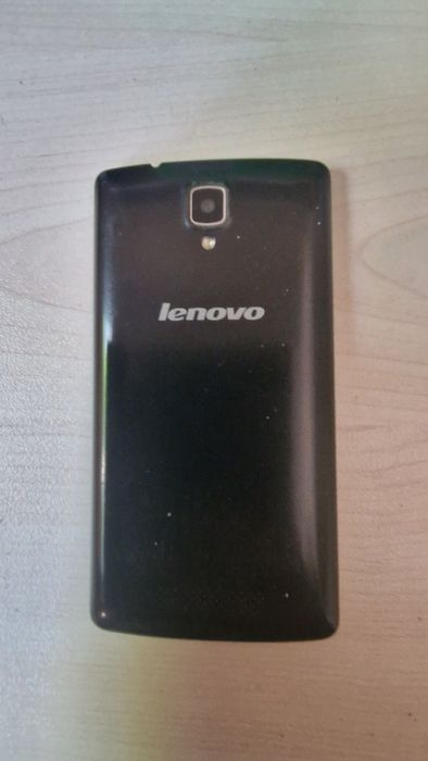 Телефон Леново А-1000