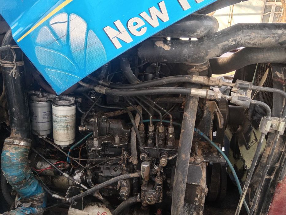 New Holland TL 100